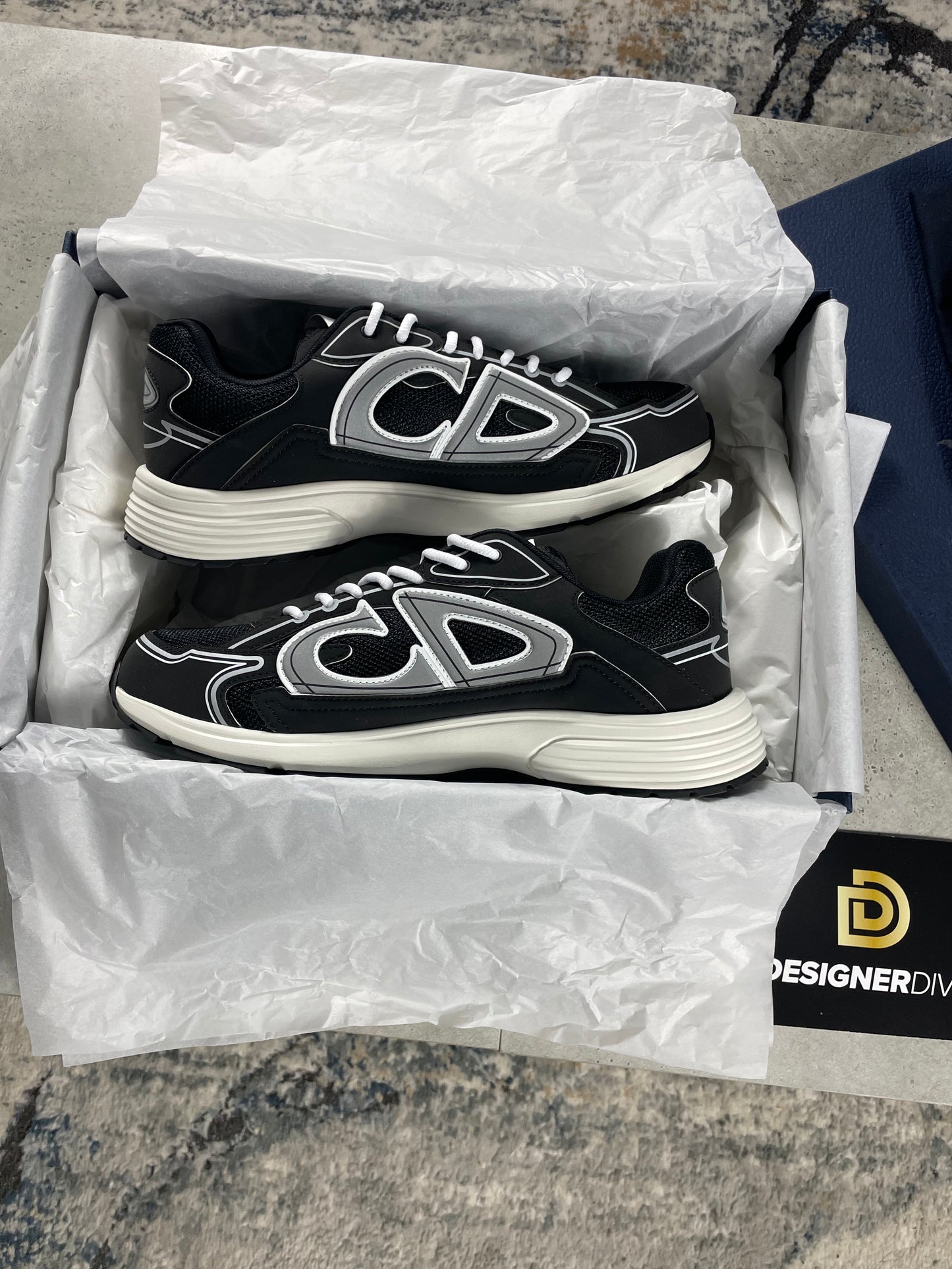 DIOR B30 - MESH BLACK & WHITE || SNEAKERS FOR MEN