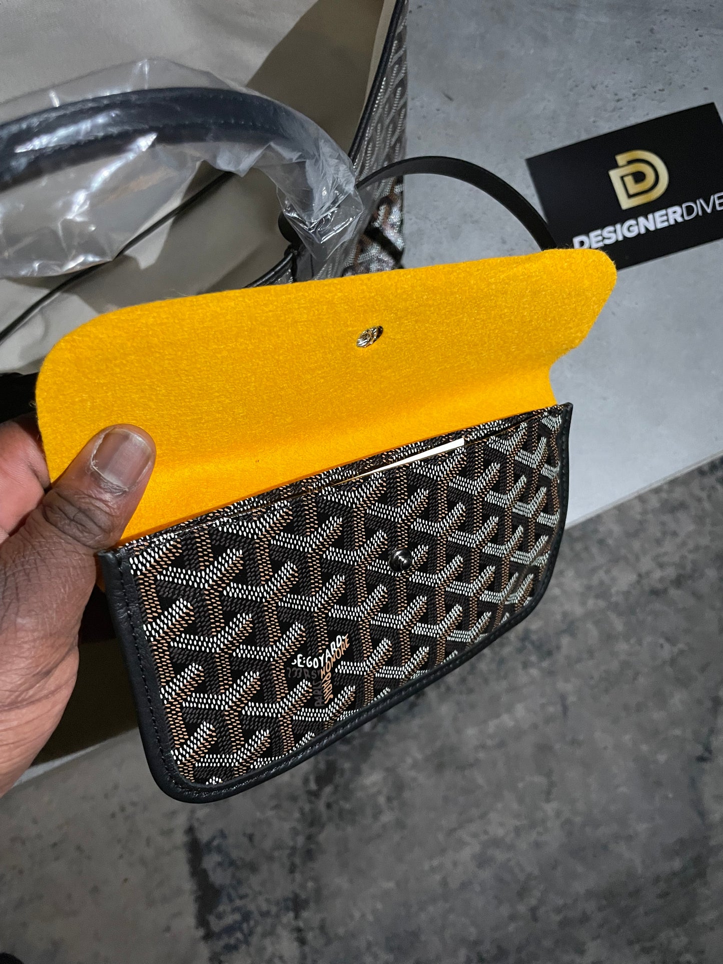 GOYARD ST LOUIS PM - BLACK || DESIGNER BAG