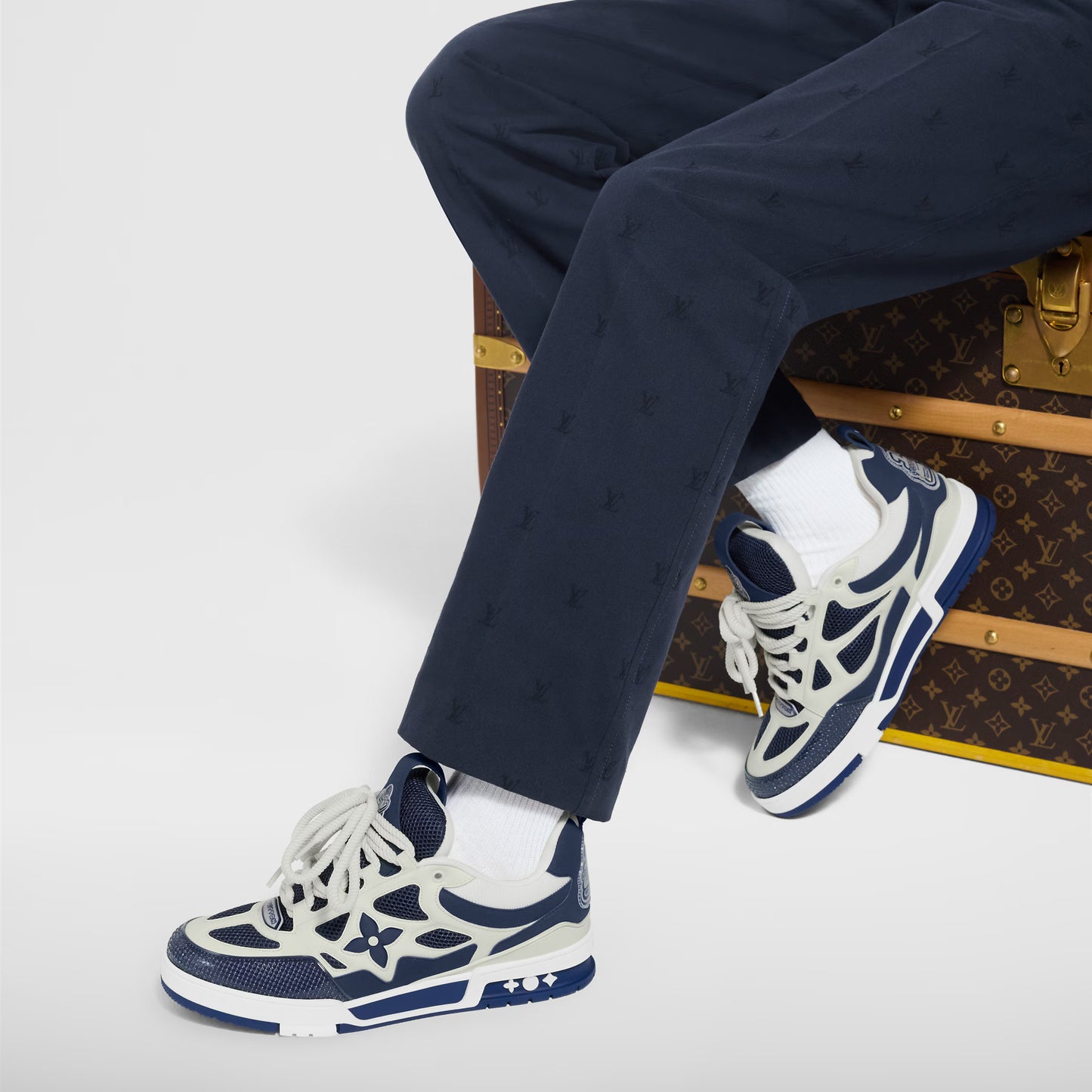 LV SKATE TRAINERS - NAVY & WHITE || SNEAKERS FOR MEN