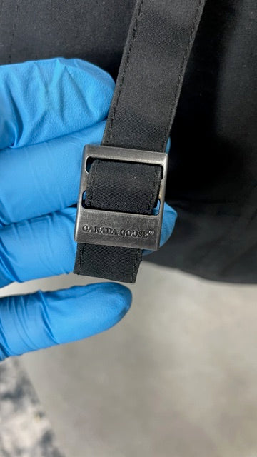 CANADA GOOSE WYNDHAM PARKA - BLACK || DESIGNER JACKET