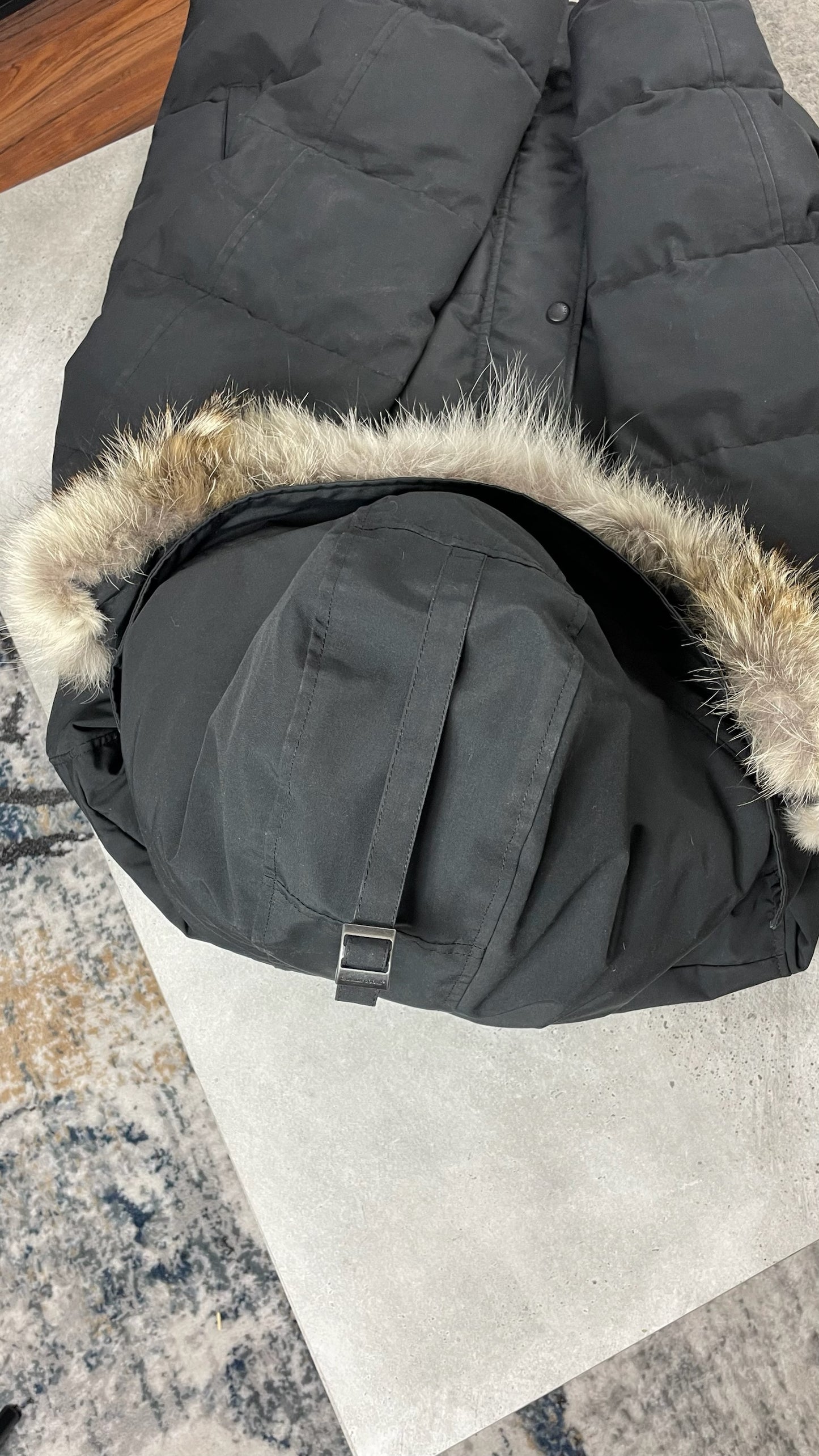 CANADA GOOSE WYNDHAM PARKA - BLACK || DESIGNER JACKET